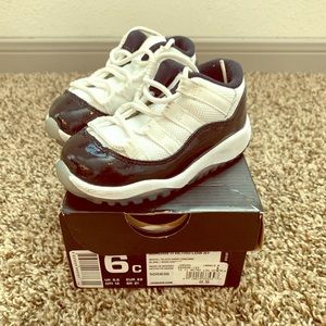 Jordan 11 Retro black and white lows